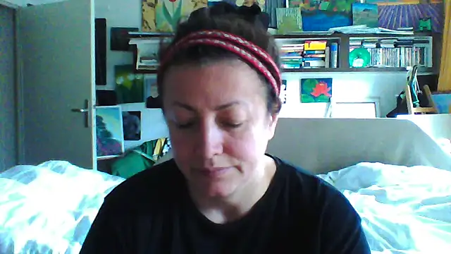 MariaAnaSunshine online show from October 6, 9:37 am