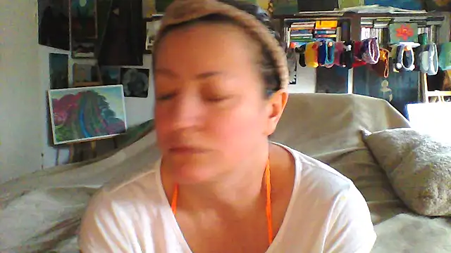 MariaAnaSunshine online show from November 28, 12:30 pm