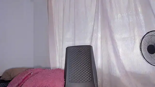 cristinamontiel online show from April 15, 2:50 pm