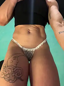 xMirana  online show from September 24, 8:13 am