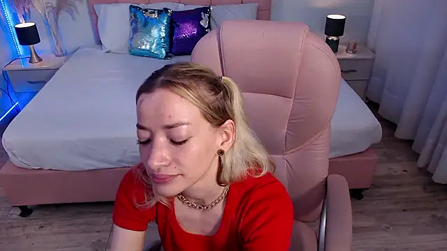 zoe jones13 online show from March 10, 3:43 am