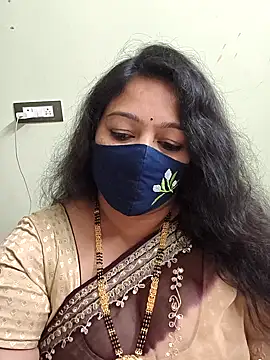 neelu-hoty online show from March 7, 5:31 pm