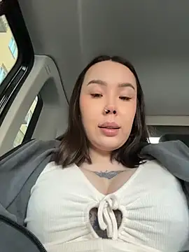 Asian Asami online show from April 18, 2:30 pm