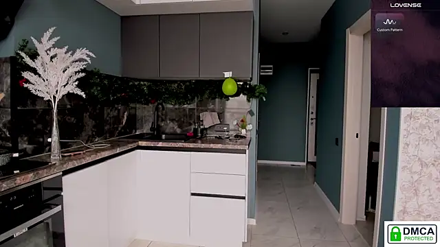 Black  bunny online show from April 8, 6:15 am