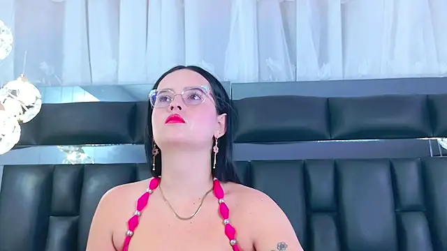 DahianaMoss online show from October 28, 11:27 am