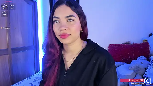 Lee Ash online show from February 3, 4:32 am