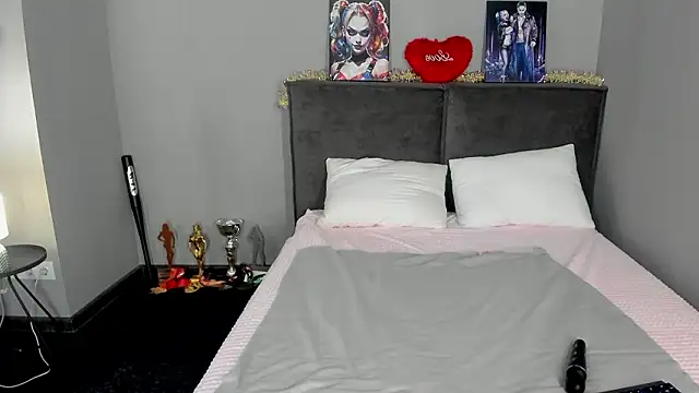 MuscleXXXBarbie online show from February 28, 9:31 am