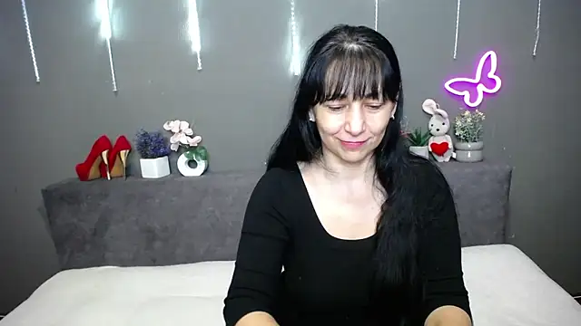 LiluGrants online show from April 14, 6:19 pm