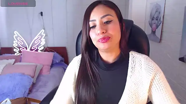 Paulina 627 online show from April 1, 5:10 pm