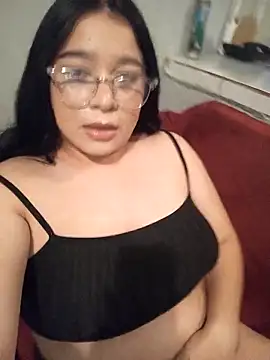 Snapshot of Leslydeleon23 chatting on September 28, 2:40 am Leslydeleon23 online show from September 28, 2:40 am