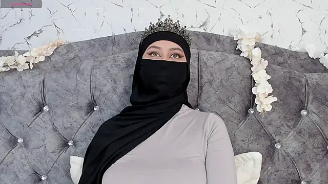 iiris  online show from September 13, 3:20 pm