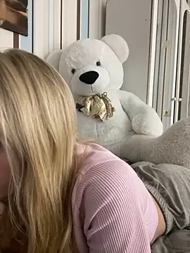 Liya my online show from October 7, 8:24 pm