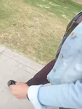 sophie banger online show from March 7, 7:21 pm