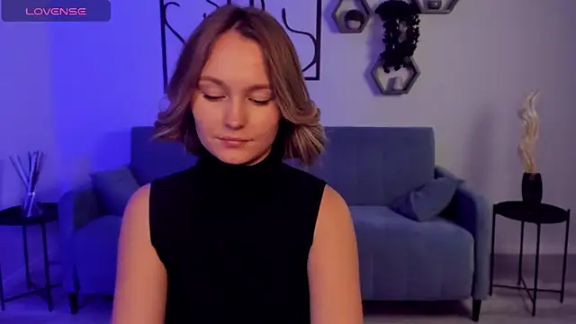 BritnieCute online show from October 7, 5:34 am