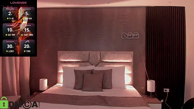 Cristal  adams online show from November 25, 12:40 pm