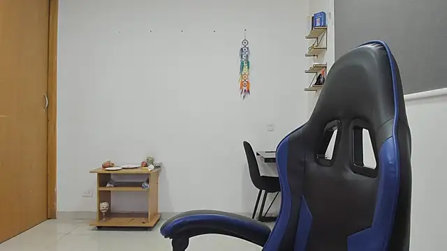 Samanthagax online show from April 15, 6:30 pm