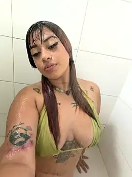 amy nicolee online show from January 10, 8:02 pm