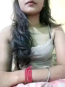 MISSQUEEN48 online show from February 4, 6:49 am