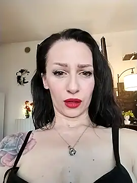 dahlia 82 online show from August 3, 3:18 pm