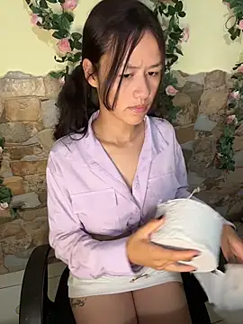 celesteguz online show from April 11, 3:01 am