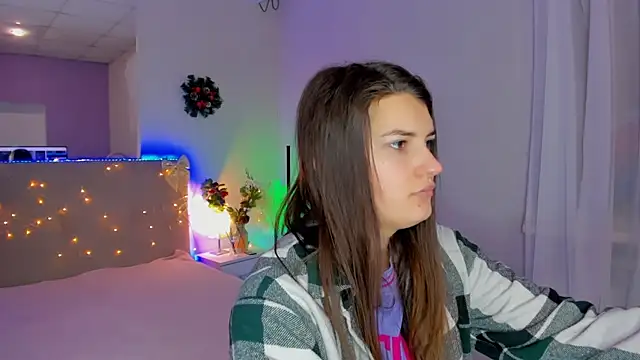 Laura Leee online show from January 18, 6:21 am