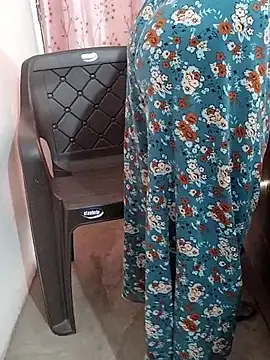 Urmila bhabhii online show from April 10, 9:15 am