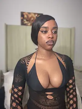 Snapshot of BhadBhad_Kitty chatting on October 19, 2:35 am BhadBhad Kitty online show from October 19, 2:35 am