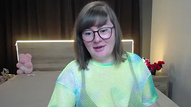 ZannaDreil online show from January 10, 6:56 pm