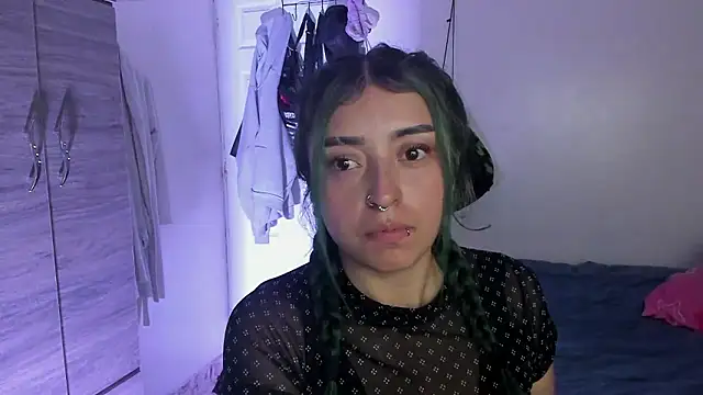 turolita  online show from April 17, 3:52 am