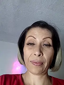 Snapshot of alixia81 chatting on September 18, 10:30 pm alixia81 online show from September 18, 10:30 pm