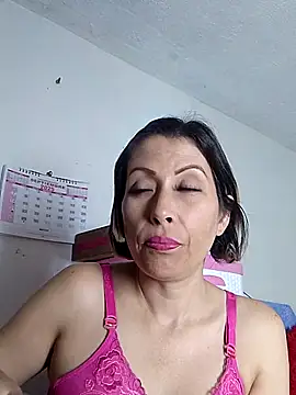 Snapshot of alixia81 chatting on September 29, 11:10 pm alixia81 online show from September 29, 11:10 pm