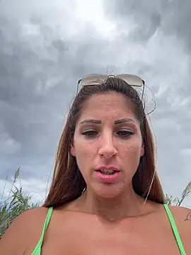 sofi camgirl online show from October 8, 7:46 am