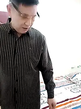 yjw6688 online show from April 23, 6:10 am