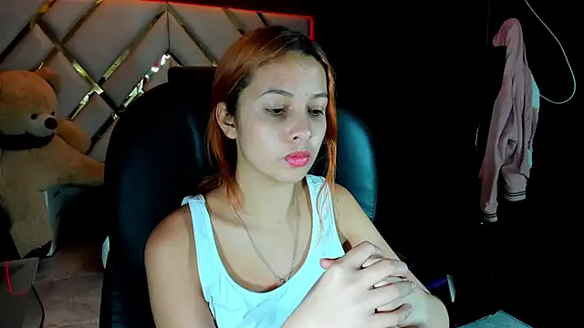 Paris Petit online show from December 15, 8:36 pm