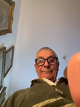 4n4l1zz4m1 online show from February 5, 3:26 pm