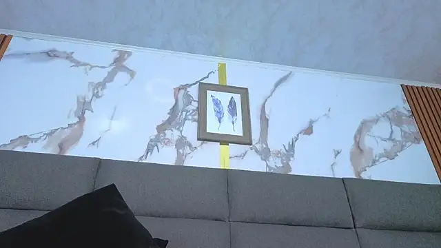 Princess Violett online show from March 26, 2:30 pm