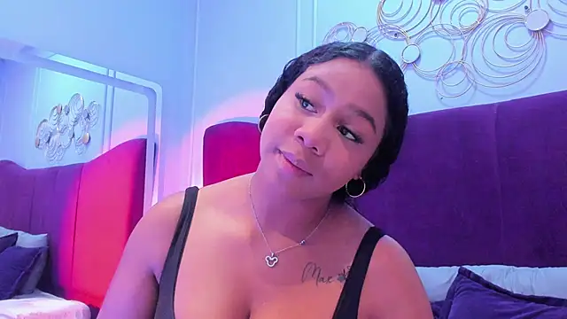 Sofi Fox  online show from May 29, 3:04 am
