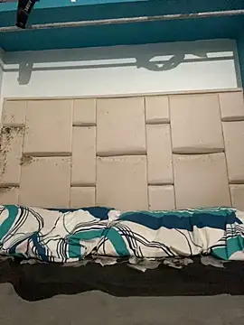 mysteriousgirl20 online show from September 9, 5:35 pm