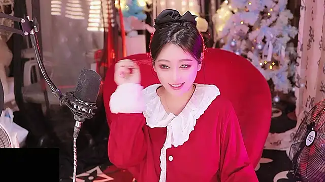 Snapshot of Missy_Nana21 chatting on October 20, 4:32 pm Missy Nana21 online show from October 20, 4:32 pm