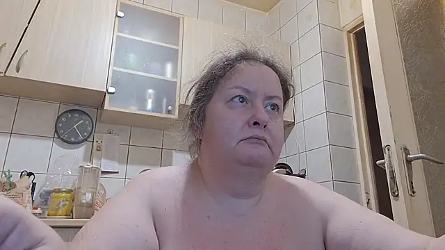 melissaBlessing online show from April 11, 10:24 pm