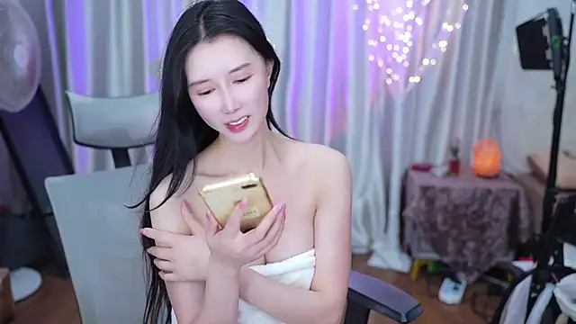 nono babyy online show from January 13, 2:39 am