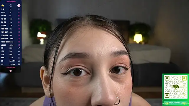 AislyEmbury online show from December 20, 5:44 am