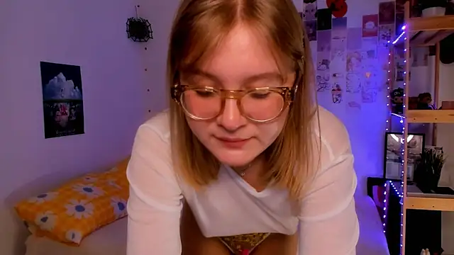 leazy peazy online show from November 28, 7:11 am