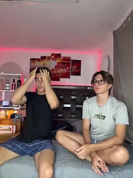 Alex and Fabian online show from May 15, 2:27 am