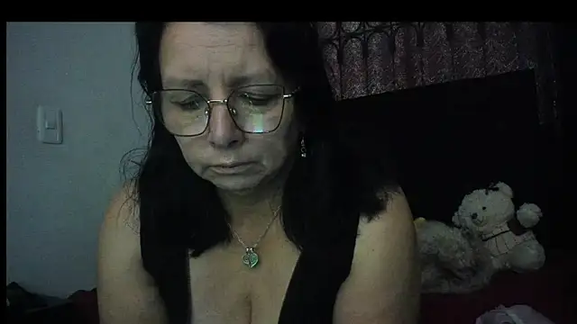 Evaaross 2345 online show from January 9, 11:58 am