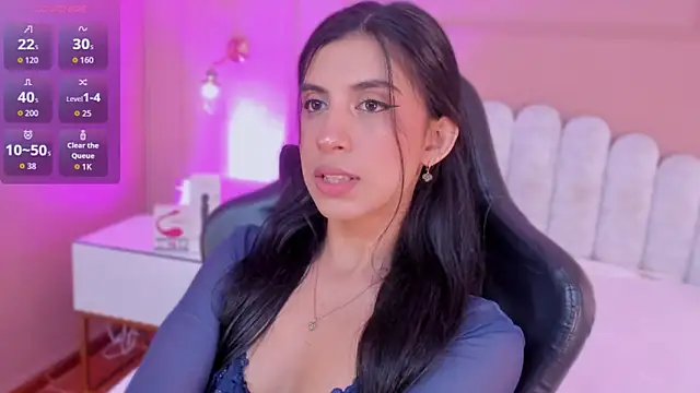 zia cooper online show from February 28, 7:13 pm