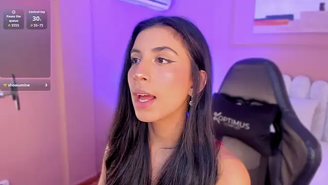 zia cooper online show from December 17, 7:40 pm