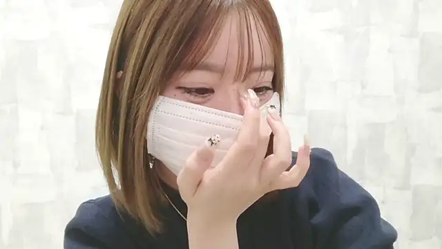 LOVE MOMO LOVE online show from June 23, 11:08 am