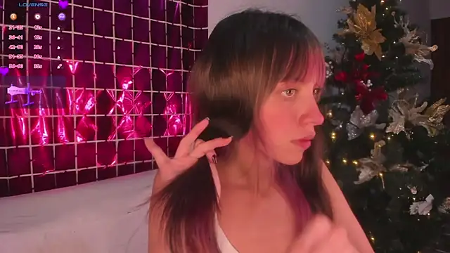 MiaGoth  online show from December 19, 3:10 am