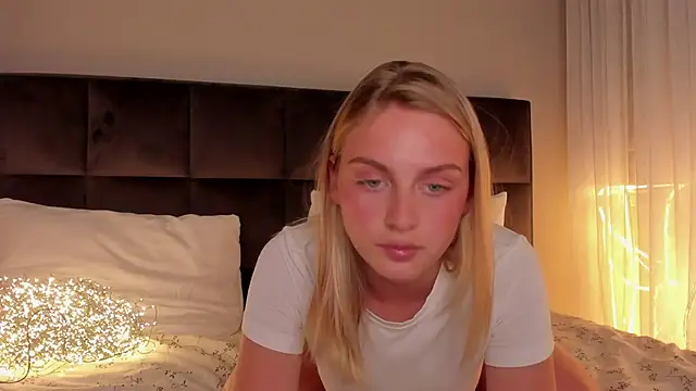 pretty girlnextdoor online show from May 4, 6:44 pm